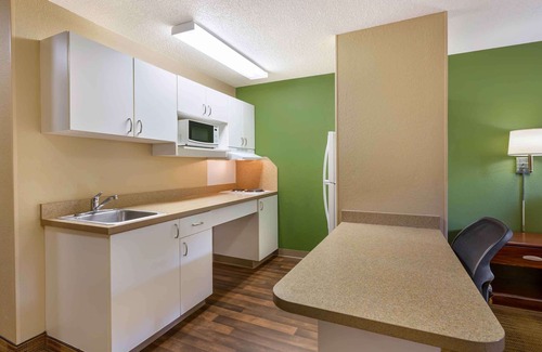 Burr Ridge Hotel | Extended Stay America Suites Chicago Burr Ridge