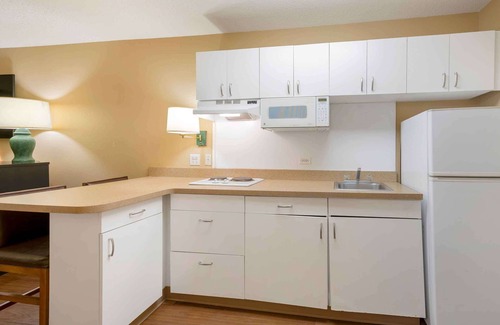 Schaumburg Hotel | Extended Stay America Suites Chicago Schaumburg Conv Center