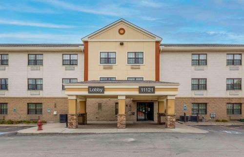 Wauwatosa Hotel | Extended Stay America Suites - Milwaukee - Wauwatosa