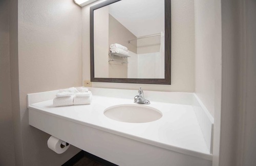 Canyon Park Hotel | Extended Stay America Suites Seattle Bothell West