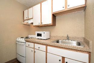 Wichita Hotel | Extended Stay America Suites - Wichita - East