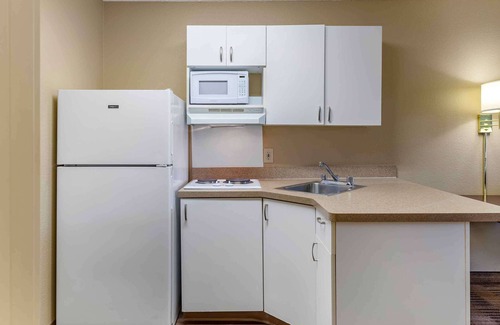 Gateway Hotel | Extended Stay America Suites Austin Northwest/Arboretum