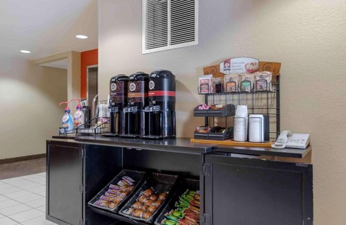 Bonanza Hotel | Extended Stay America Suites - Laredo - Del Mar