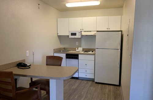Lenexa Hotel | Extended Stay America Suites Kansas City Lenexa 87th St