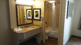 Carver City - Lincoln Gardens Hotel | Extended Stay America Suites - Tampa - Airport - N Westshore Blvd