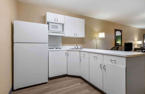 Buffalo Grove Hotel | Extended Stay America Suites Chicago Buffalo Grove Deerfield