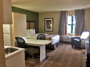 Hanover Park Hotel | Extended Stay America Select Suites - Chicago - Hanover Park