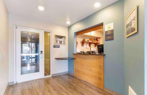 Kansas City Hotel | Extended Stay America Select Suites - Kansas City - Stadium