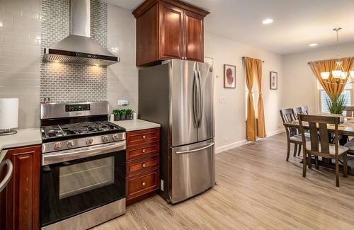 Villa Park House | Extended Stay Villa Park FHS Rental