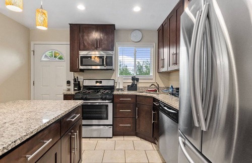 Wheeling House | Extended Stay Wheeling FHS Rental