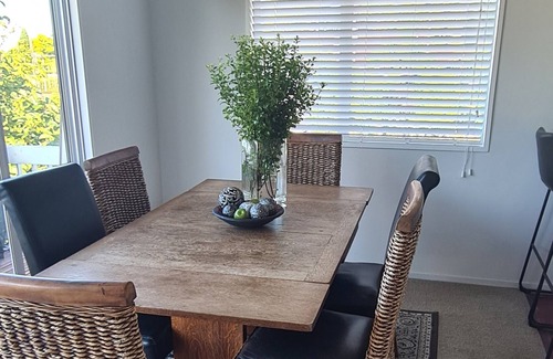 Tauranga South House | Extra Large and close to Parks, Water & City Centre