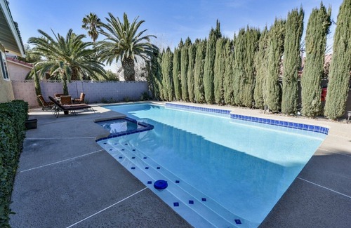 Las Vegas House | Extra Large Pool/Spa, Large Gazebo - 2 Miles From Strip!