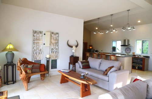 Ojo de Agua House | Eye of Water Private Home with infinity pool and amazing views of Pacific Coast