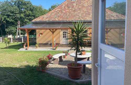 Sarospatak House | Ezüstfenyő Vendégház