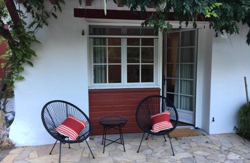 Espelette Bed & Breakfast | EZPONDAKOBORDA