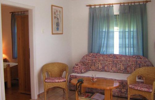 Vonyarcvashegy Apartment | Fészek Apartmanház