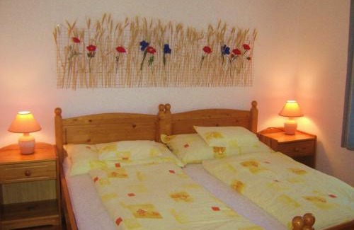 Vonyarcvashegy Apartment | Fészek Apartmanház