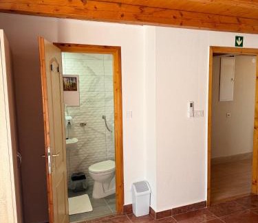 Karcag Bed & Breakfast | FÜRDŐ PANZIÓ