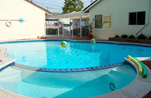 Hermosa Village House | F-24 Mickeys House