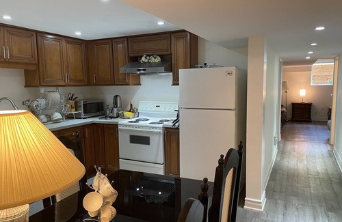 L'Amoreaux House | F 50 M To Station High-Speed Net Free Parking laundry cooking Near Pacific Mall