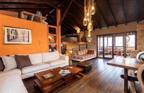 Agia Triada Apartment | F & B Collection - St Triada for 8 - Villa Niki