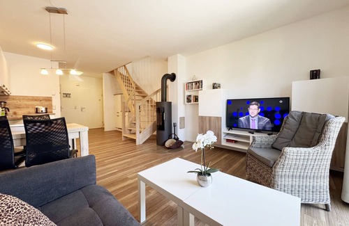 Thiessow Apartment | F: Haus Düne Whg. 03 with fireplace & south/west terrace & balcony - Haus Düne Whg. 03
