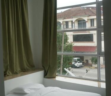 Kuantan House | F.M GUESTHOUSE
