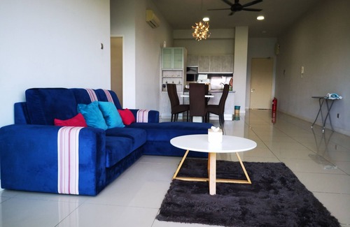 Downtown Kota Kinabalu Condo | F-Zen Suite - The Loft Imago - SeaView + Sunset View Condo