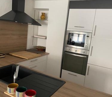 Luxeuil-les-Bains Apartment | F1 Centre Historique Saint Valbert