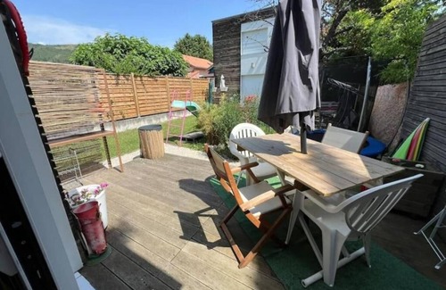 La Glaciere Apartment | F1 Cosy sur Jardin - Havre de Paix
