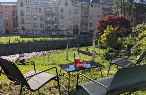 Sebnitz Apartment | F1 - Urlaubsmagie - Helle Wohnung mit Sauna & Pool & Whirlpool