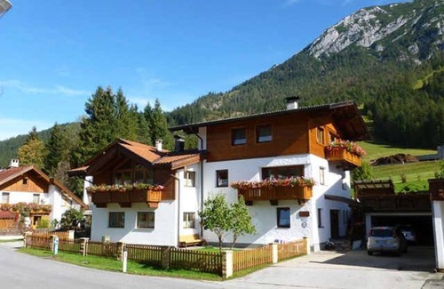 Achenkirch Apartment | F2 - House Rainer
