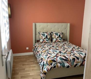 Epernon Apartment | F2 idéalement situé au centre d'Epernon