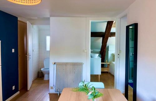 Evreux Apartment | F3 La Plage - Gare - Netflix - Wifi - Parking