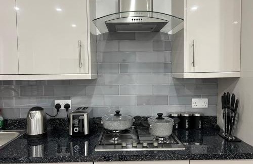 Valentines Apartment | F3, Luxury Flat close to Ilford. sel