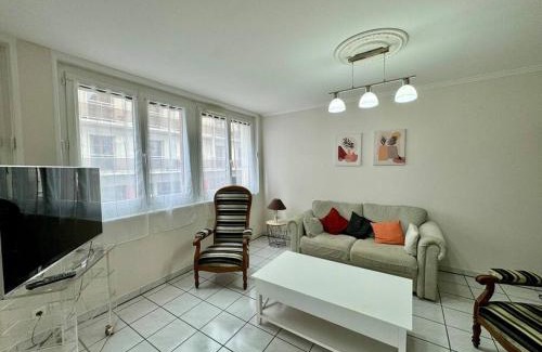Blatin Apartment | F3 Plein Cœur Centre Clermont FD avec Parking Montrognon