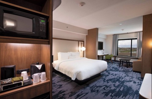 Edmonton International Airport Hotel | Fairfield by Marriott Edmonton International Airport