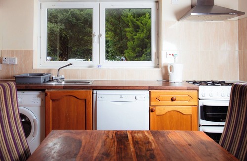 Gifford Apartment | Fab Arthur Seat Views, Old Town Apartment