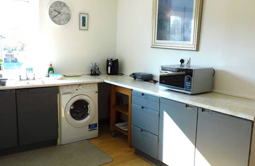 East End Apartment | Fab Location, 1 bed Apt overlooking Glasgow Green