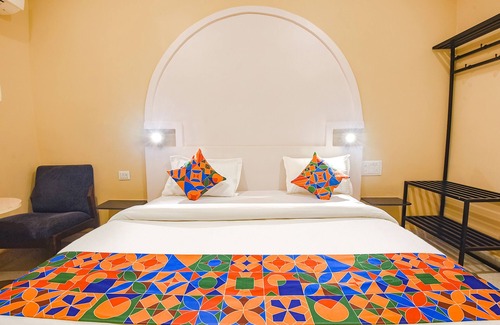 Chorla Ghats Hotel | FabEscape Kautilyaa Resort With Swimming Pool