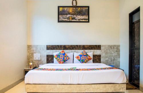 India Hotel | FabExpress Embassy Grand - Nr BKC