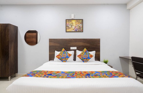 Hyderabad Hotel | FabExpress Grand Aarvi Prime