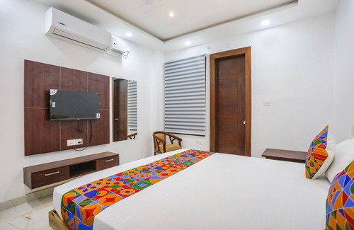 Varanasi Hotel | FabExpress JP Villa