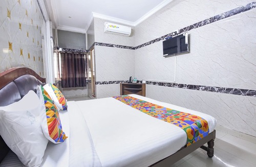 Perambur Purasavakam Hotel | Fabexpress Le Royal Inn