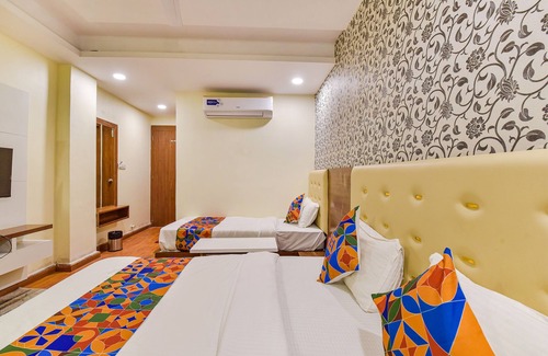 Sayajiganj Hotel | Fabexpress Md