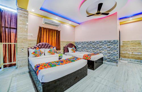 Taltala Hotel | FabExpress Nest - Nr Park Street Metro Station