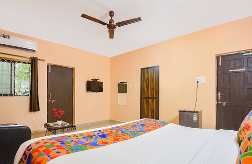 Nagoa Hotel | FabExpress Yash Prapti, Saligao