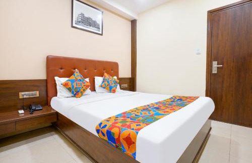 Marol Hotel | FabHotel Airport Retreat - Nr International Mumbai Airport
