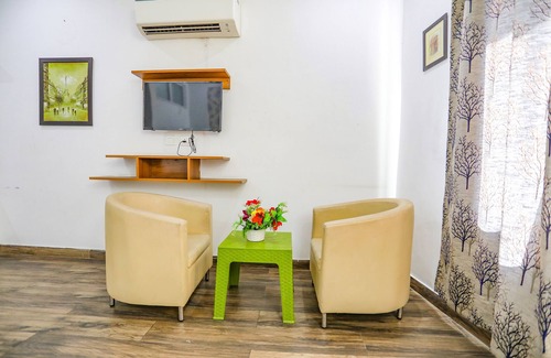 DLF City Hotel | Fabhotel Aravali Suites