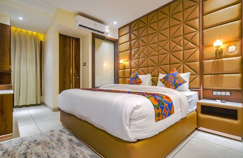 Indore Hotel | Fabhotel Benchmark
